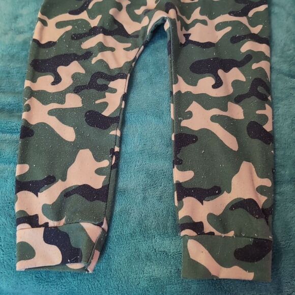 Kids Camouflage Pants Size 4 - Picture 7 of 7